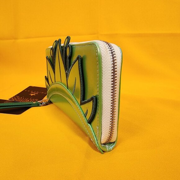 Loungefly Disney Princess & The Frog Tiana Crown Iridescent Wristlet Wallet NEW - Picture 6 of 12
